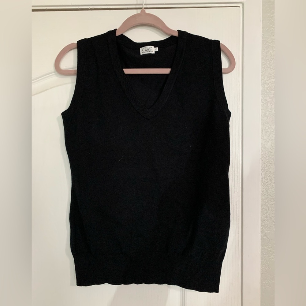Cielo Black V-Neck Knit Sweater Vest